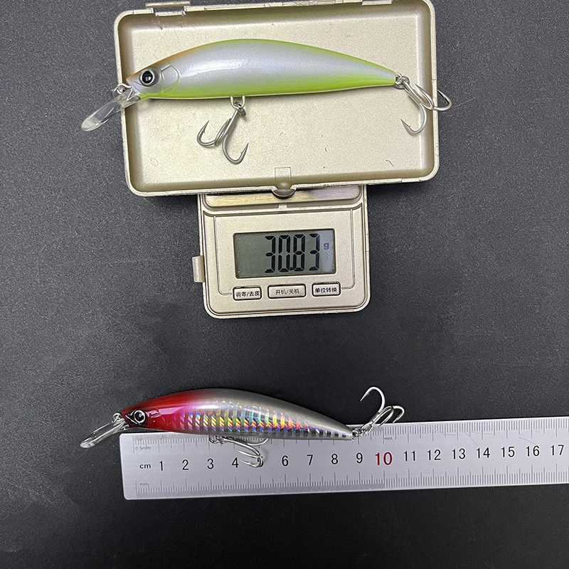 Cebo de pececillo de hundimiento pesado, 30g, 90mm, señuelo de trucha de lubina, cebo Artificial de fundición larga, equipo de natación curricán para buceo en agua salada - imagen 4