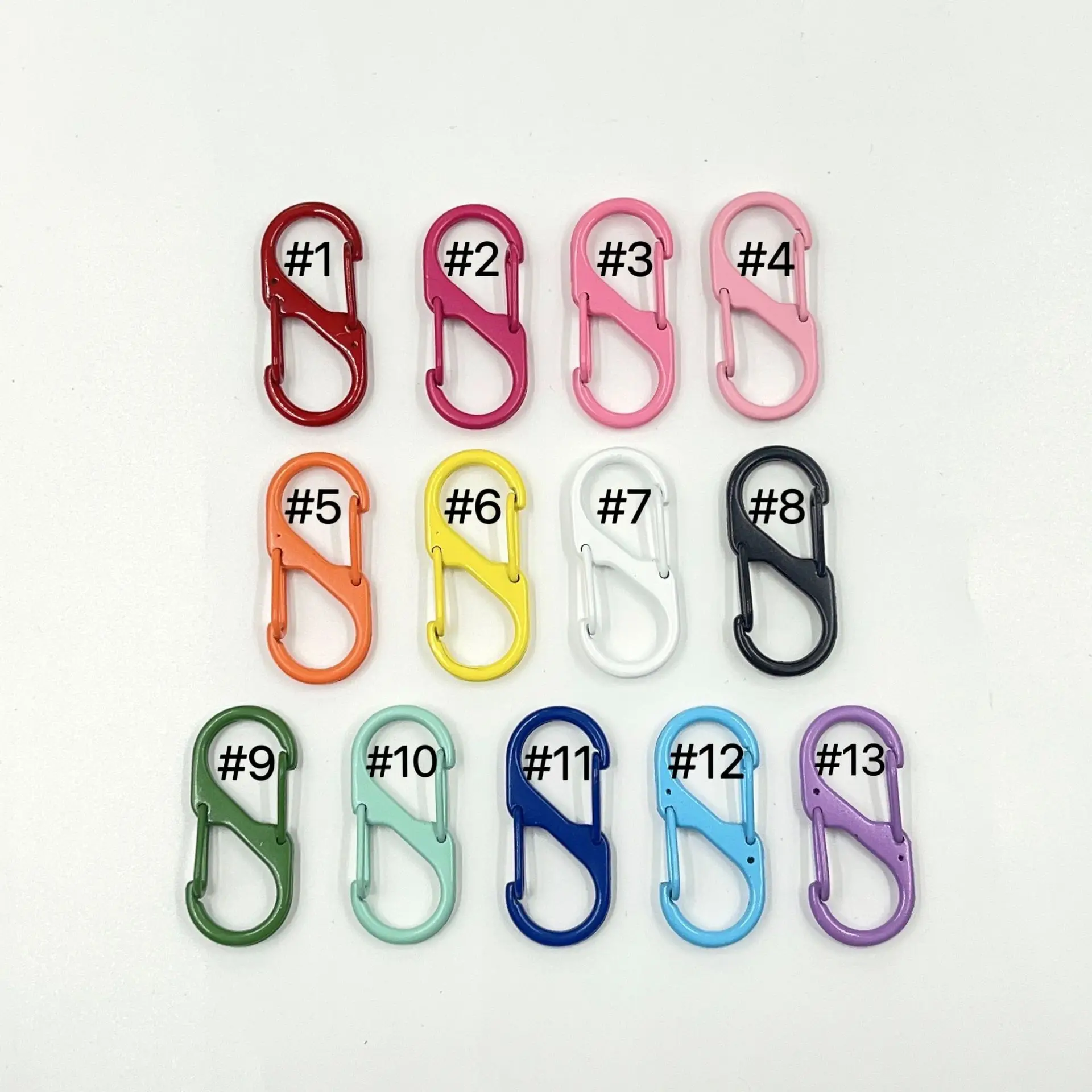 Carabinadores coloridos para uso versátil