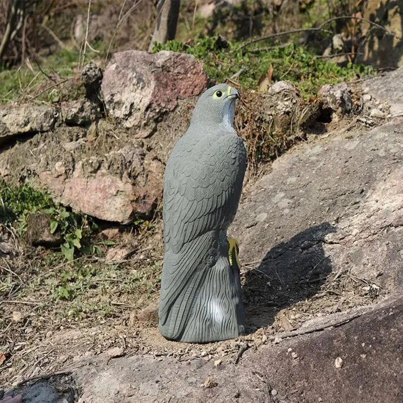Repelente de aves realista con forma de águila para jardín y patio - imagen 2