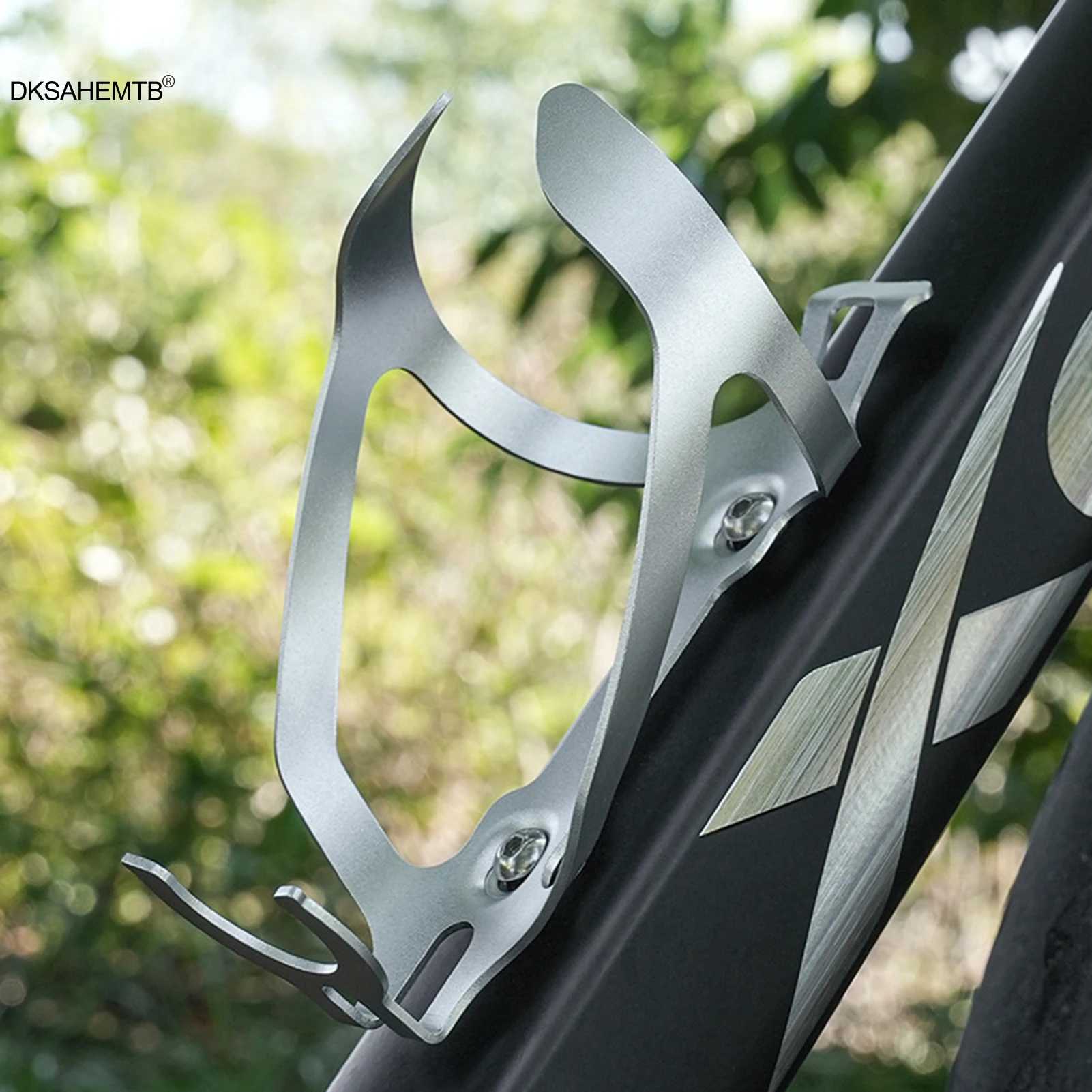 Portabotellas de aluminio para bicicleta, soporte Universal ligero para botella de agua, soportes para jaulas, accesorios para ciclismo al aire libre, 1 ud. - imagen 3