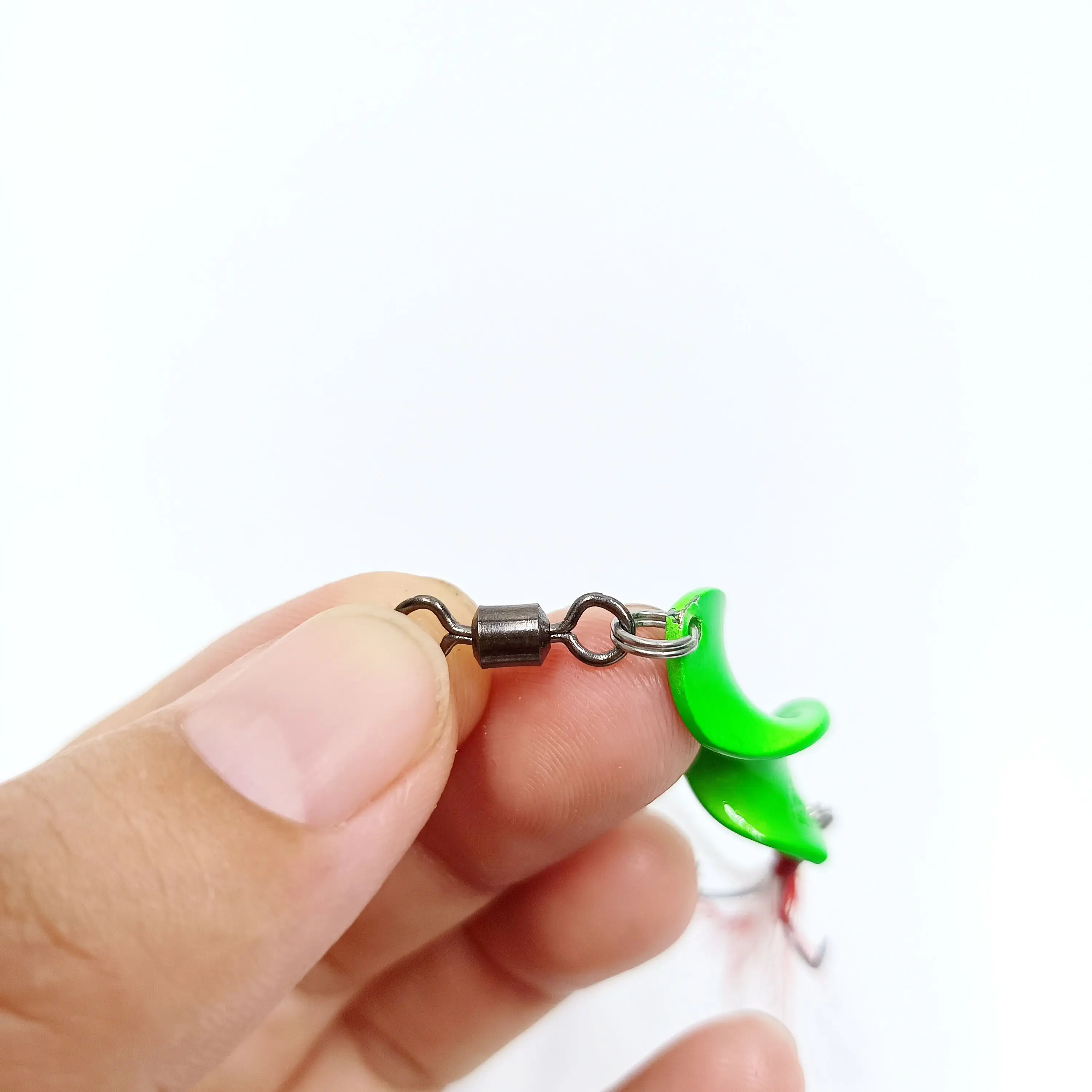 DUODUOYU, 1 Uds., cuchara giratoria, señuelo de pesca de Metal, 3,5g/5g, cebos de lentejuelas para lubina, trucha, anzuelo de plumas, aparejos de pesca - imagen 5