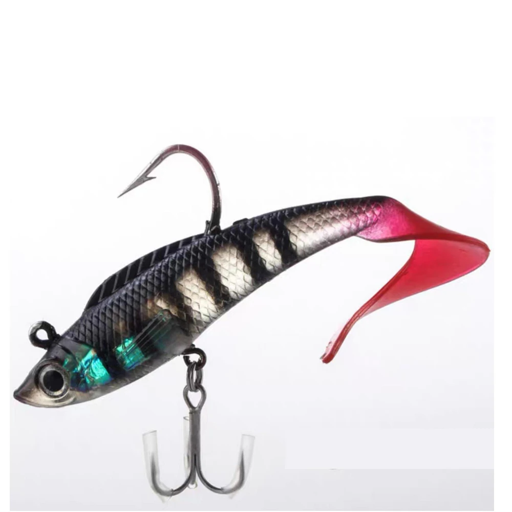 Este señuelo de pesca presenta un diseño vibrante y es perfecto para atrapar peces grandes