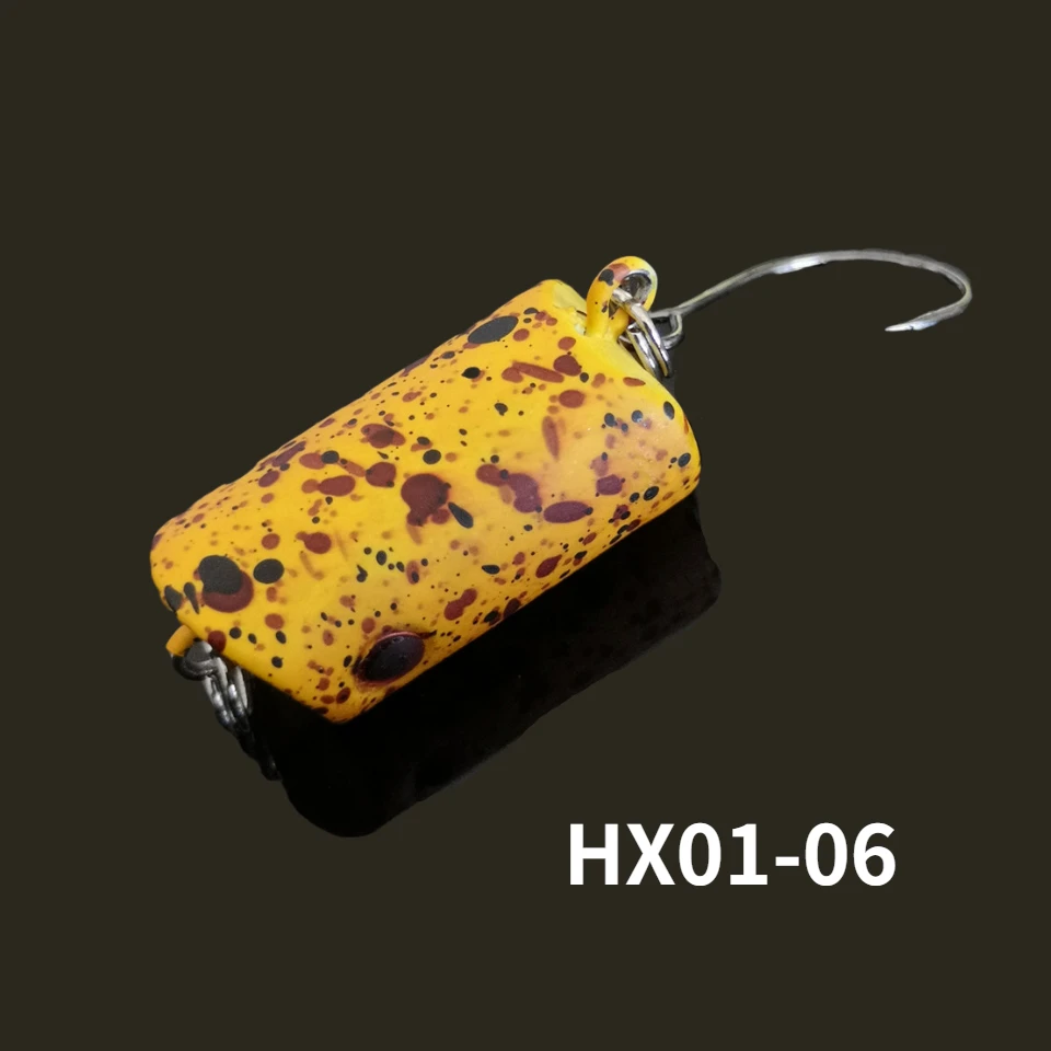 Un vibrante señuelo de pesca moteada diseñada para una atracción submarina efectiva