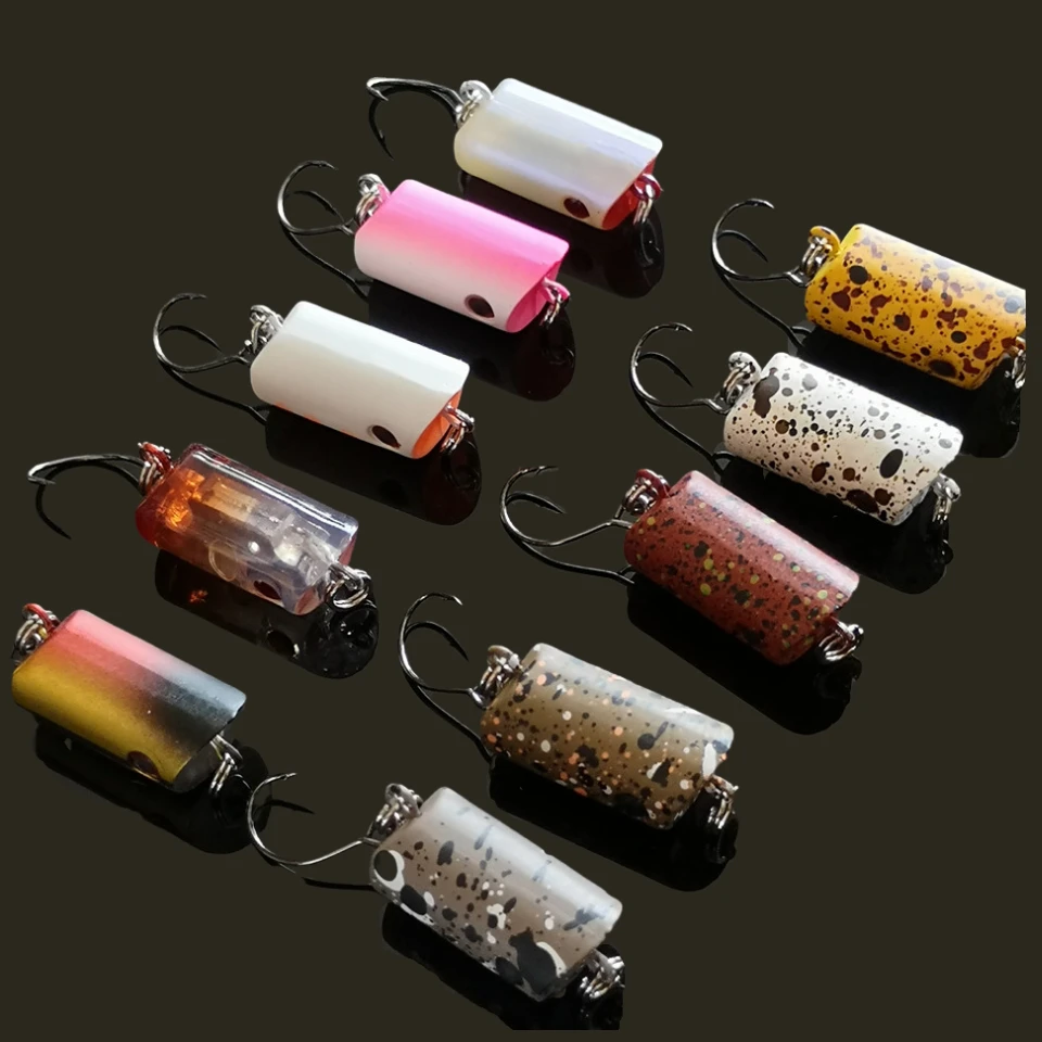 Señuelos de pesca coloridos con patrones únicos para una mejor visibilidad