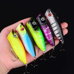 Popper superficie señuelo de pesca duro wobbler con anzuelos