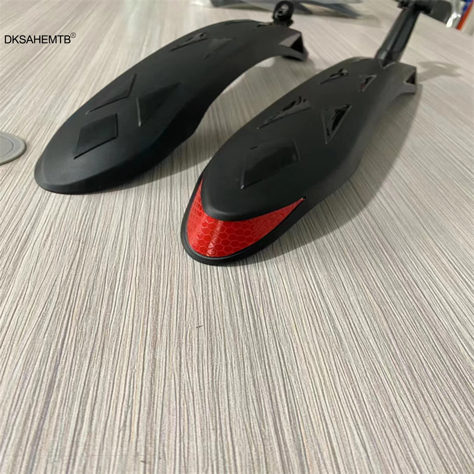 Guardabarros Universal para ciclismo, guardabarros de cola de milano desmontable rápido para bicicleta de montaña y carretera, herramientas prácticas para quitar barro, herramienta para bicicleta - imagen 4