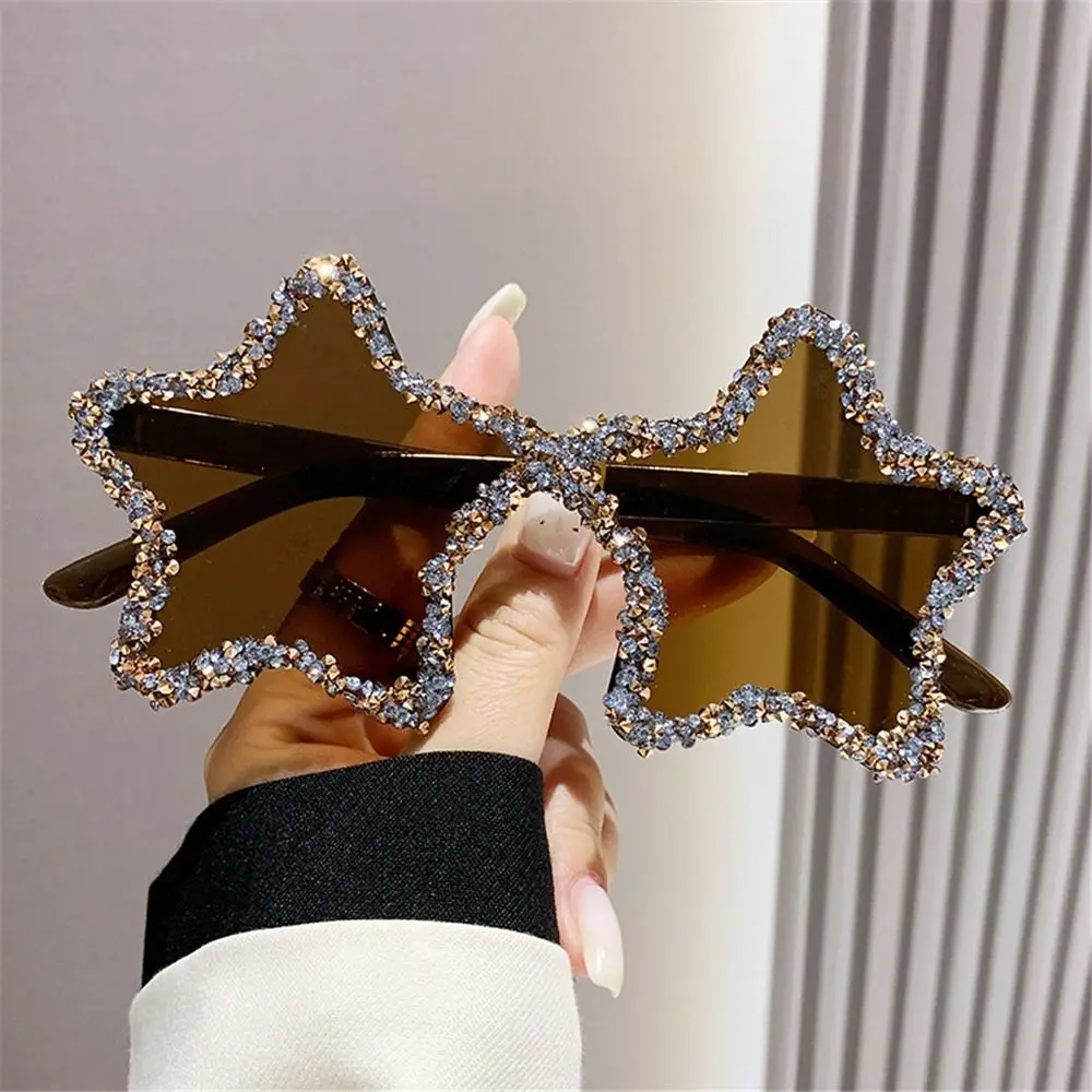 Gafas de sol con forma de estrella para mujer, anteojos de sol con diamantes de imitación ostentosos, estilo Pentagon, Retro, para baile, fiesta, Halloween - imagen 2