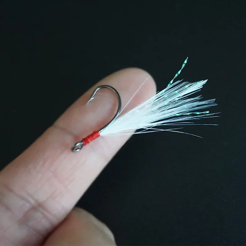 OUTKIT, 10 Uds., anzuelo individual de pesca de acero rico en carbono con anzuelo de carpa de plumas, anzuelo de pesca con anillo, anzuelos para señuelo, cuchara - imagen 4