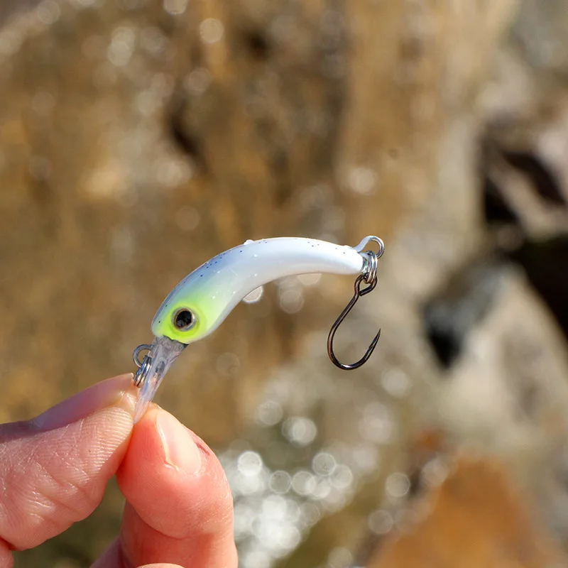 Mini señuelo de pesca Crankbait, cebo duro Artificial, Wobbler, pececillos de agua dulce, aparejos, área de trucha, 4cm, 1,2g