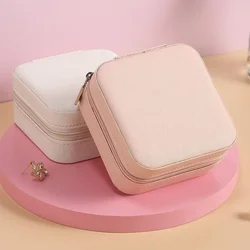 Estuche Joyero de Viaje en Cuero para Aretes, Anillos y Collares