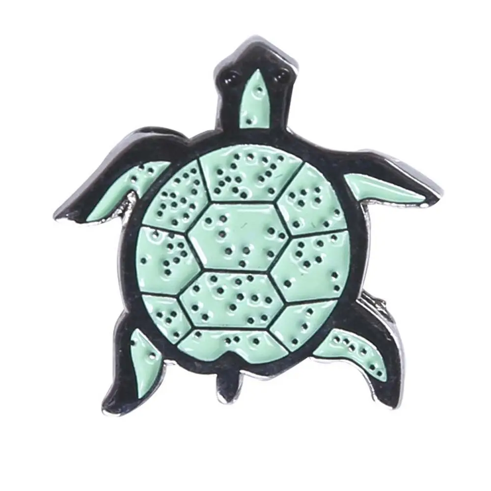 Un gráfico de tortuga estilizado con una cáscara verde clara y contornos negros