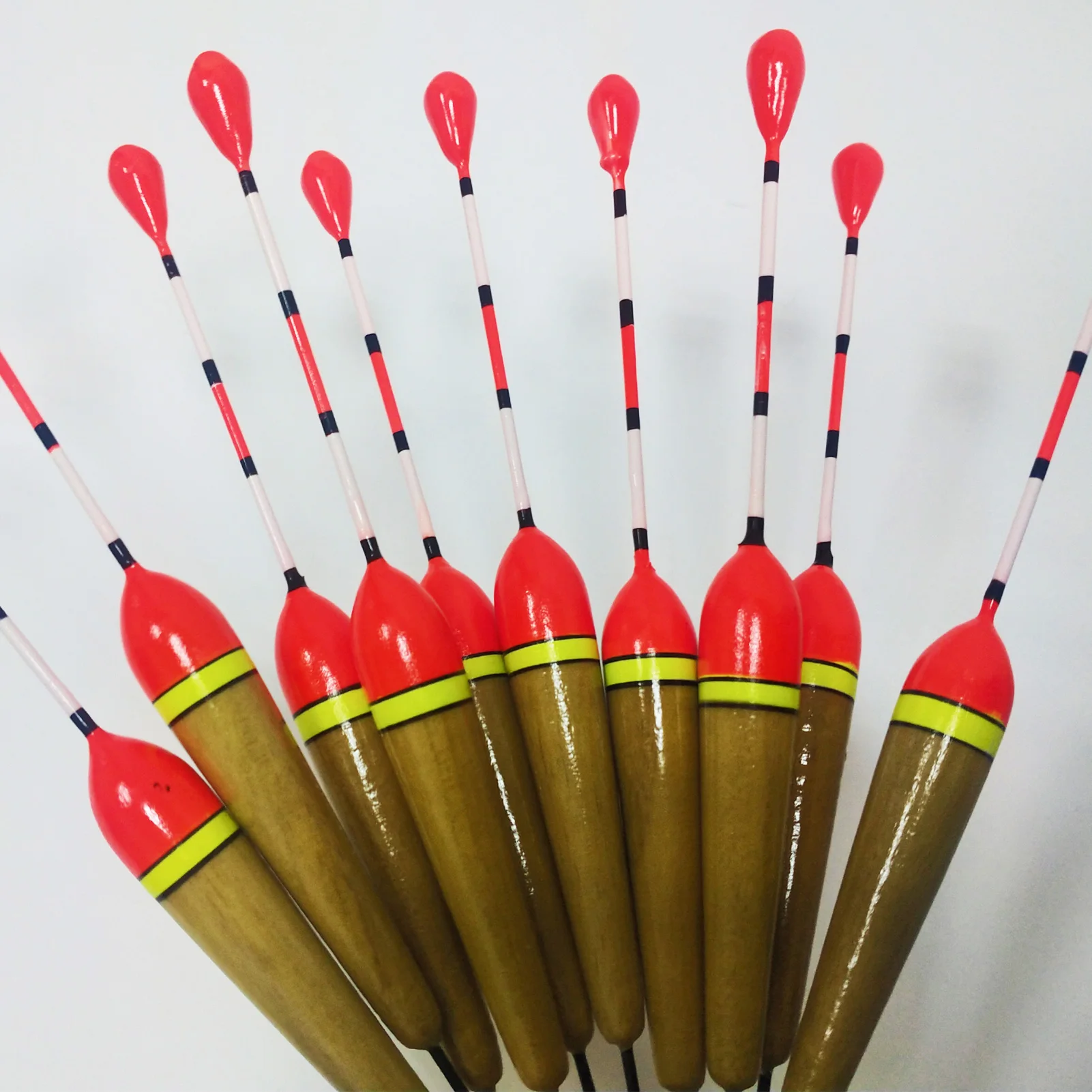Flotadores Bobber de corcho FREE FISHER – antena Paulownia - imagen 4
