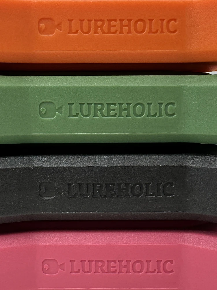 4 colores para opción, mini agarre de plástico para peces Lureholic, espacio amplio, sin daños a los peces, lubina de pesca con señuelo ligero de 13,5 cm y 37g - imagen 3