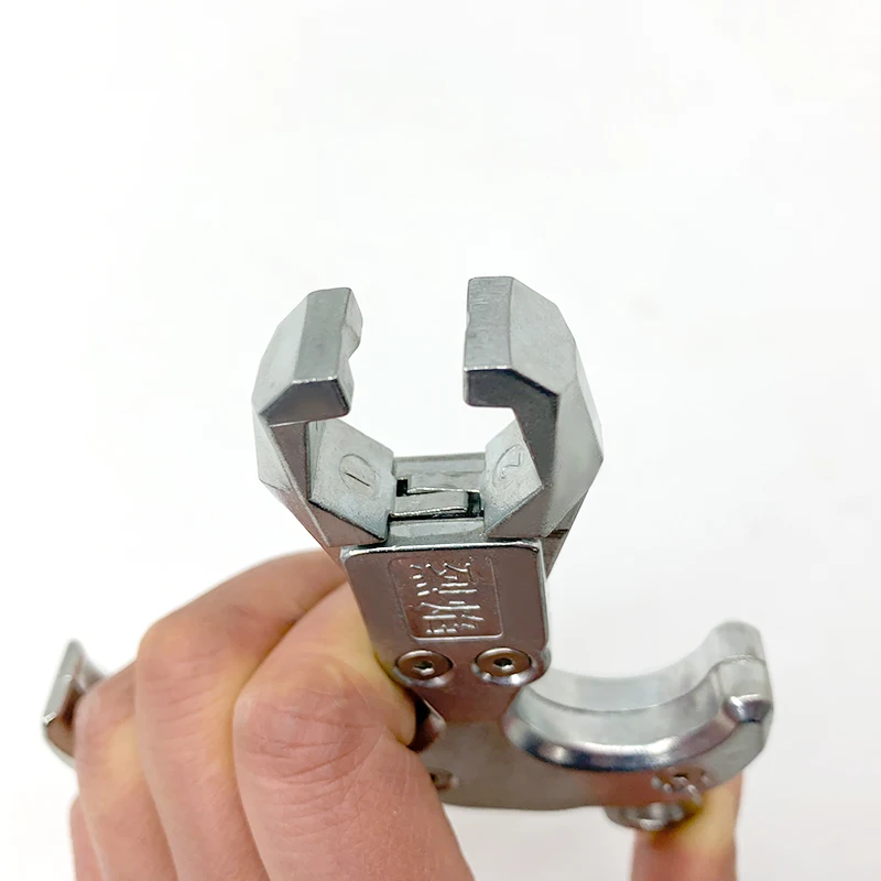 Emisor de tirachinas de aleación de cuatro dedos, lanzador de vejiga de natación, lanzador de bolas de acero, tiro de barro, agarre multifunción - imagen 5