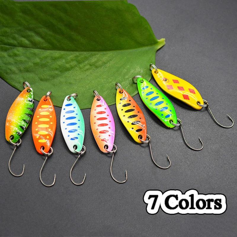 Señuelo de cuchara de 3,4 cm y 3,5g, aparejos de pesca de Metal, anzuelo afilado, señuelo de lentejuelas duras, cebo Artificial, cuchara giratoria de agua dulce y salada - imagen 5