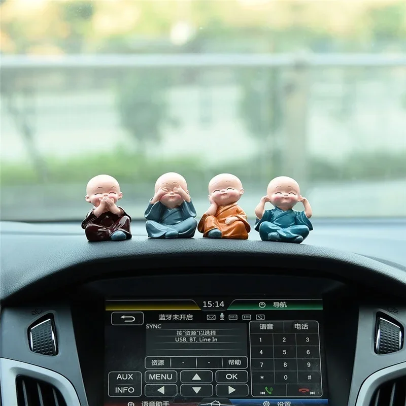 4 unids/set artesanías de resina regalo pequeñas esculturas de monje lindo monjes estatuas de Buda muñecas de Buda creativas decoración de mesa de coche - imagen 5