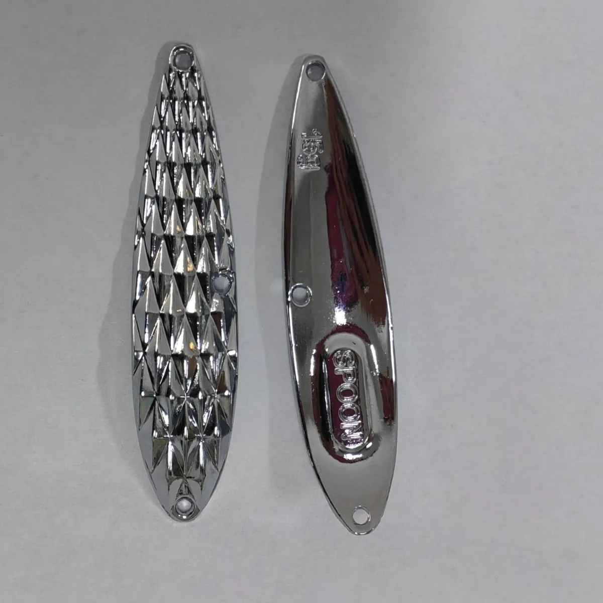 Señuelo Artificial de pesca, cucharas de sanguijuela de piña, plantillas de Metal, cebo de 15g, señuelos de pescado, anzuelo triple, 1 pieza en oferta - imagen 4