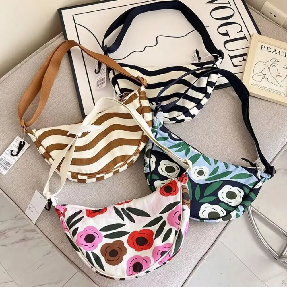 Nuevo bolso cruzado de estilo japonés, mochila pequeña de nailon a rayas, bolsas de cintura con correa ajustable de gran capacidad para mujer