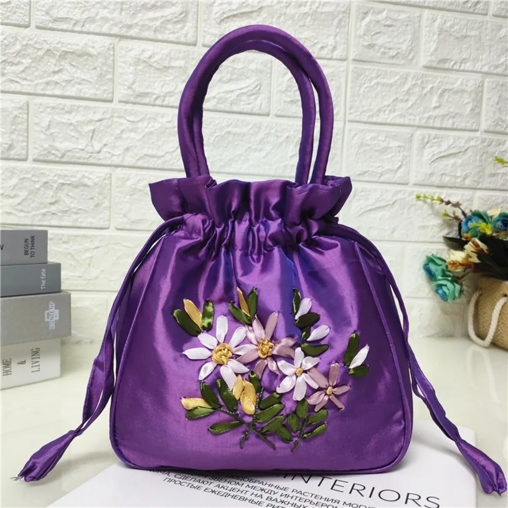 Bolso tipo cubo con estampado de flores bordadas para mujer, pequeño bolso con asa de calidad de estilo nacional, bolso para teléfono Dacron, bolso de mano para mujer, ocasiones informales - imagen 4