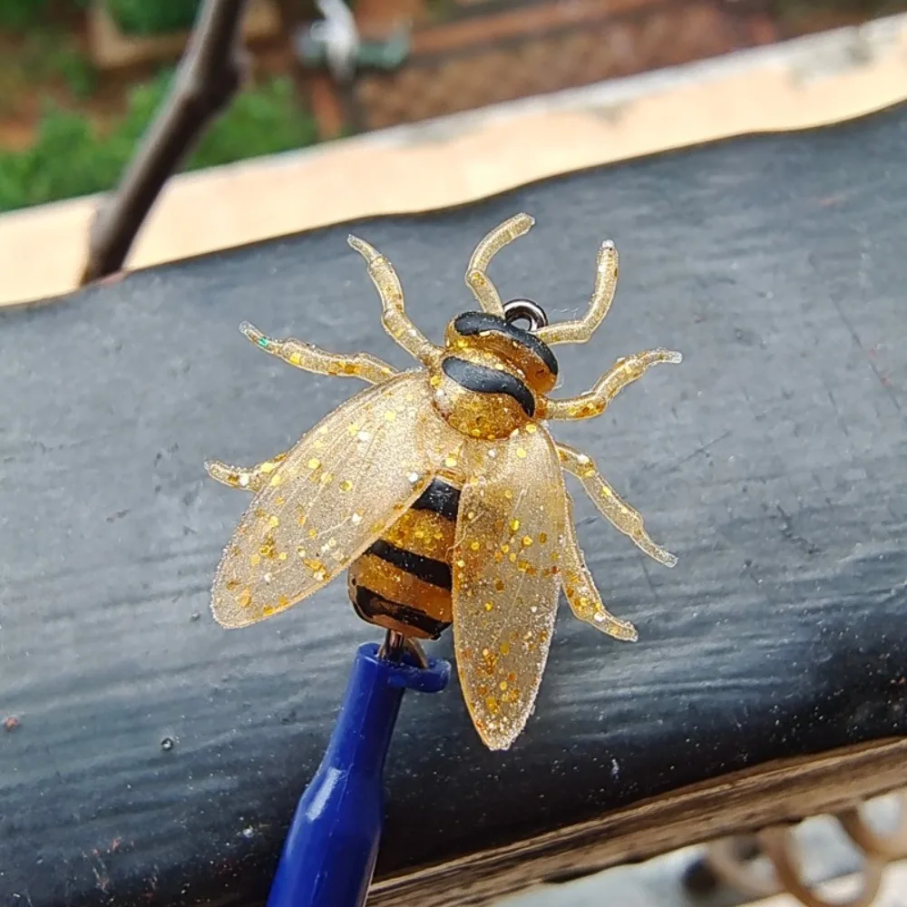 Cebo de pesca de abeja biónico dibujado a mano, plantillas de simulación de trucha de PVC, anzuelo de pesca con mosca, Spinner, cebos de natación, accesorios de pesca, 10 Uds. - imagen 2
