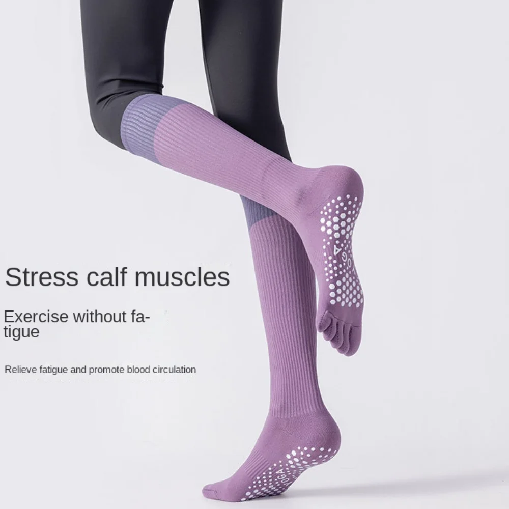 Calcetines de Yoga con cinco dedos para mujer, medias deportivas antideslizantes de silicona con dedos separados, calcetines de algodón de tubo largo de tamaño libre para gimnasio - imagen 3