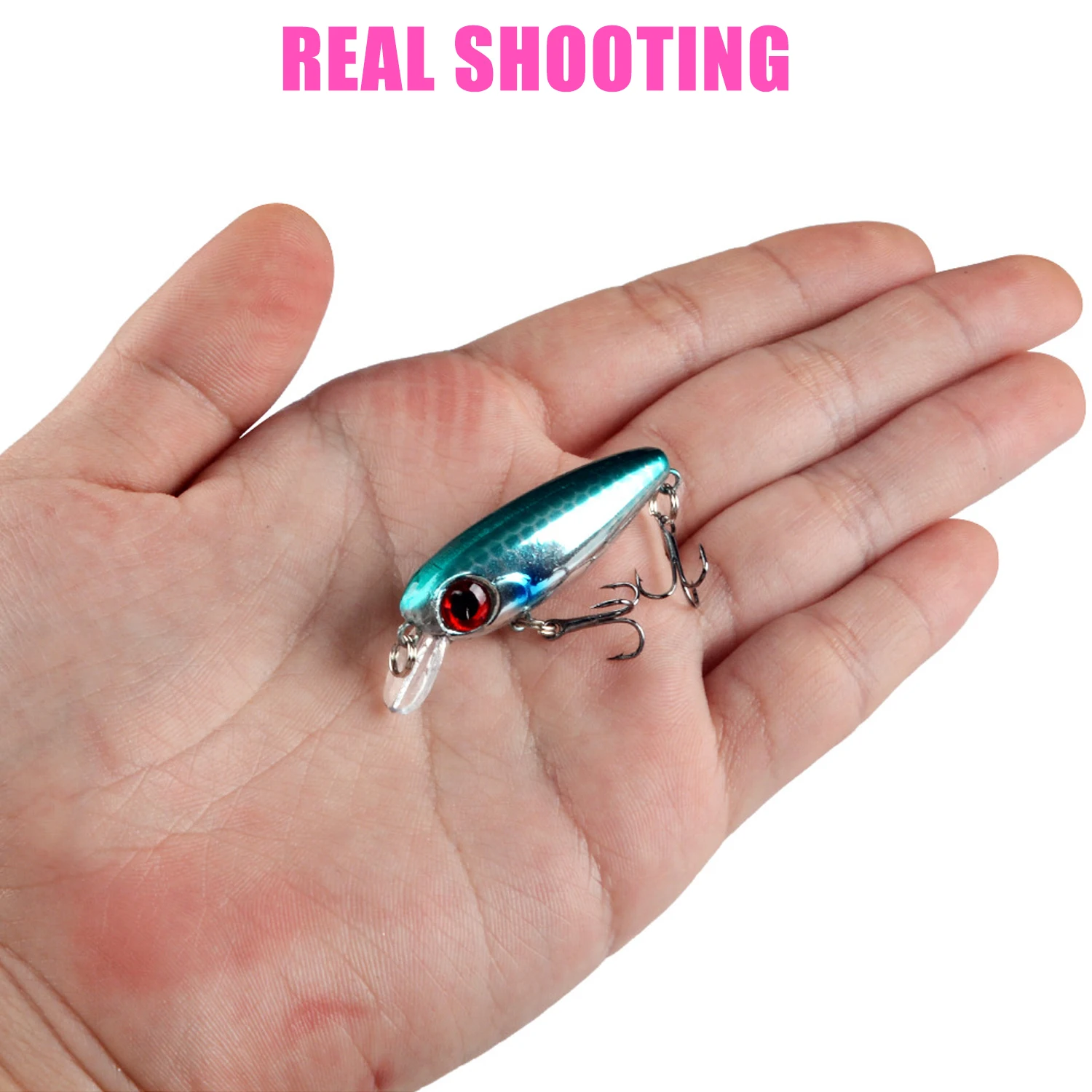 Experimente la emoción de la pesca de la vida real con este cebo vibrante compacto