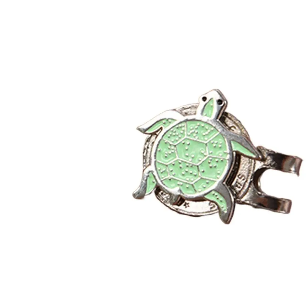 Un elegante accesorio de golf en forma de tortuga