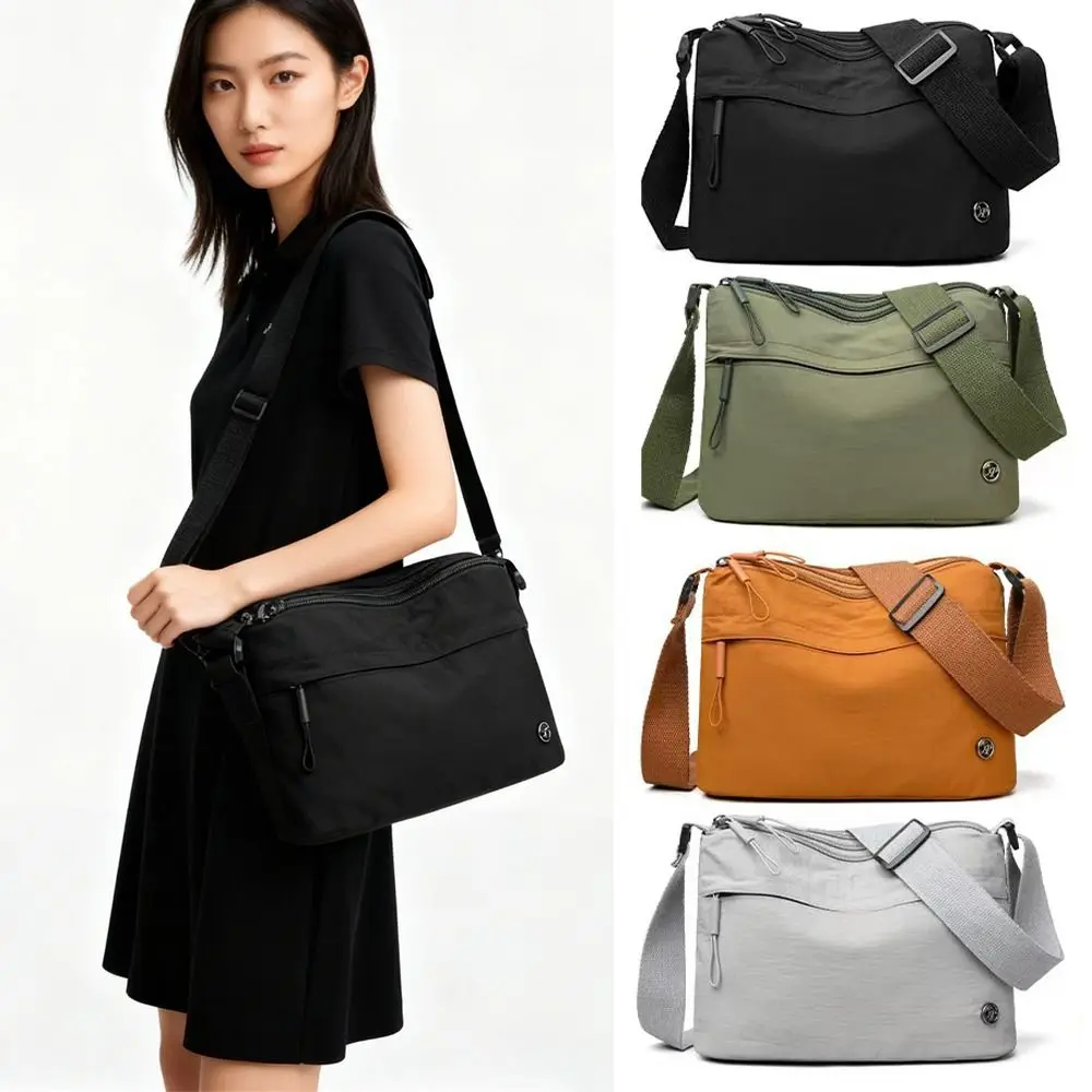 Bolso bandolera de nailon con correa ancha ajustable y cierre - imagen 2