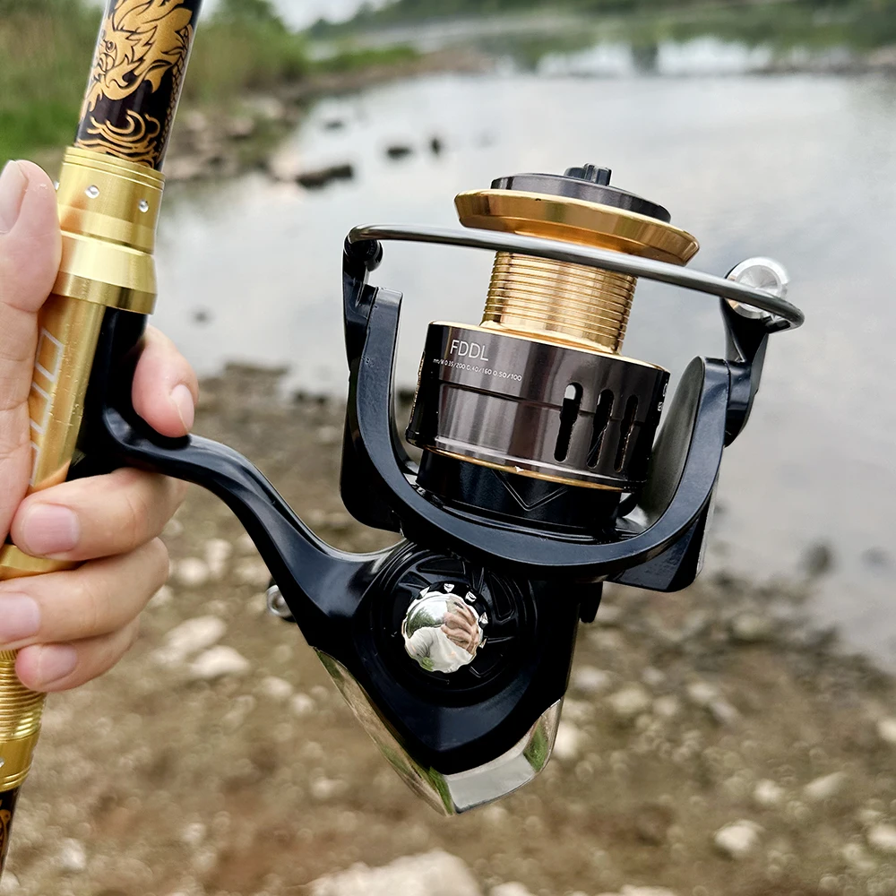 Carrete de Pesca con señuelo suave ultraligero, carrete de Metal de arrastre máximo de 8KG, serie 2000-7000, relación de engranaje 5,2: 1 para Pesca de agua dulce y salada - imagen 5