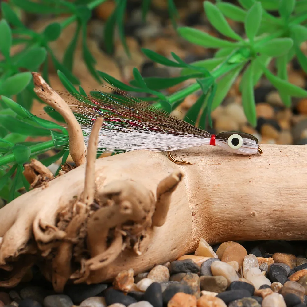 Un señuelo de pesca realista con detalles intrincados perfectos para mejorar su experiencia de pesca