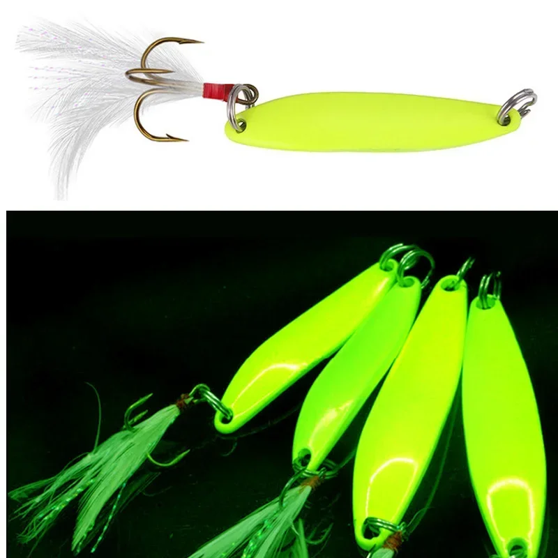 Señuelos de Metal con cuchara giratoria luminosa, anzuelo triple de plumas de 5g, 7g, 10g, 13g, cebo Artificial para lubina, trucha, aparejos de Pesca, 1 Uds. - imagen 4