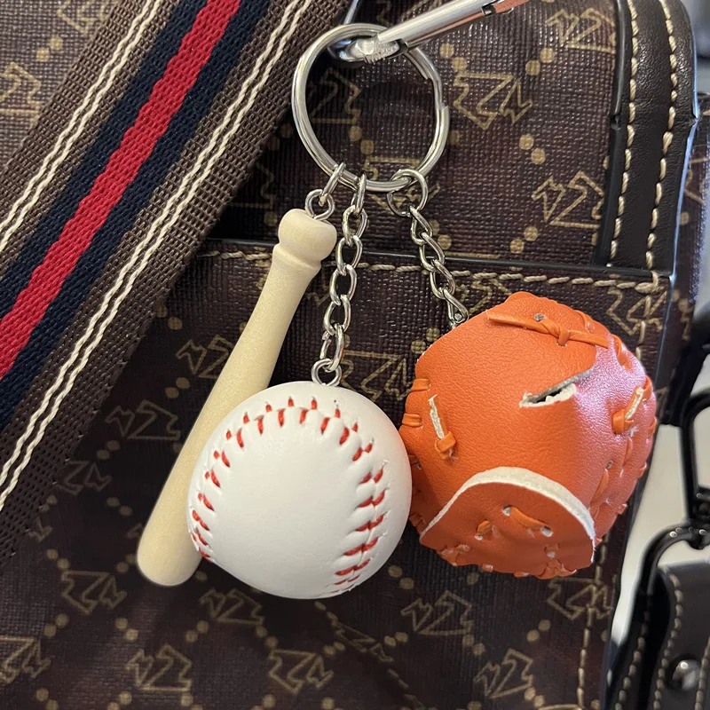 LLavero creativo de la serie deportiva de moda, guante, bate de béisbol, llavero de béisbol de cuero PU, llavero deportivo, Mini regalo de béisbol - imagen 5