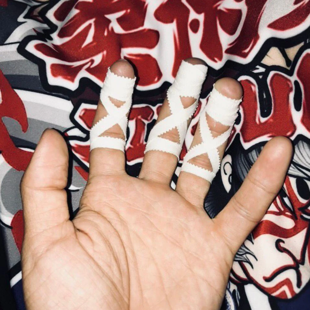 Cinta deportiva para dedos Jiu-Jitsu vendaje BJJ vendaje elástico protección para dedos cinta deportiva vendaje cinta autoadhesiva 1,25 cm de ancho - imagen 3