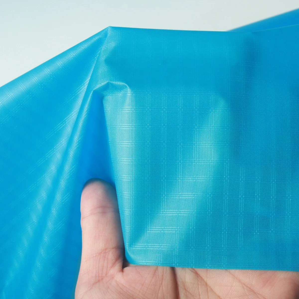 1m D3 61gsm 50D 0,7 cm tela impermeable de poliéster Ripstop de triple línea para velero