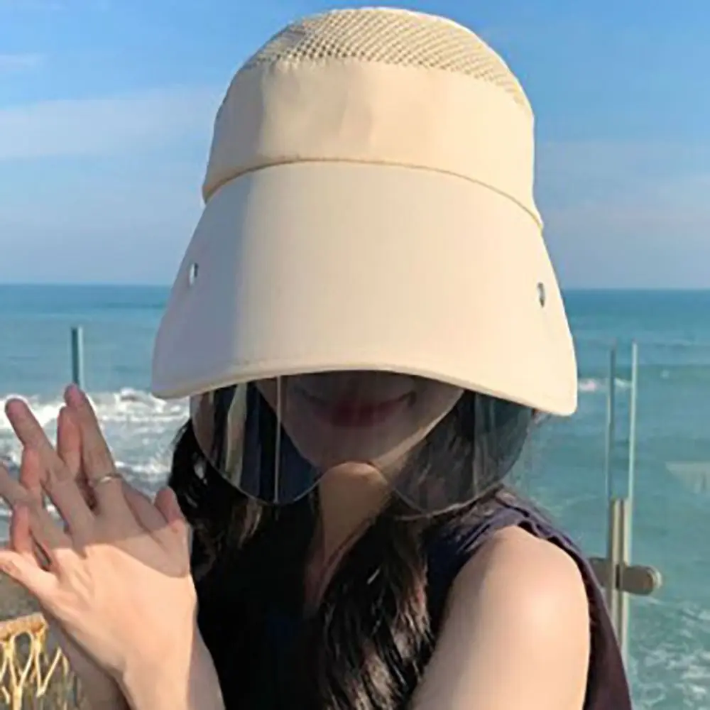 Disfrute de un día soleado junto al mar con elegante protección