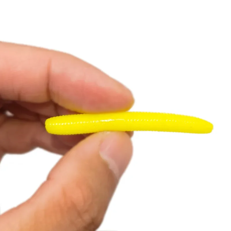 OUTKIT 20 piezas Señuelos blandos de pesca 5cm 1,36g cebos de gusano artificiales Señuelos de Pesca de silicona Crankbait aparejos de pesca de lubina - imagen 2