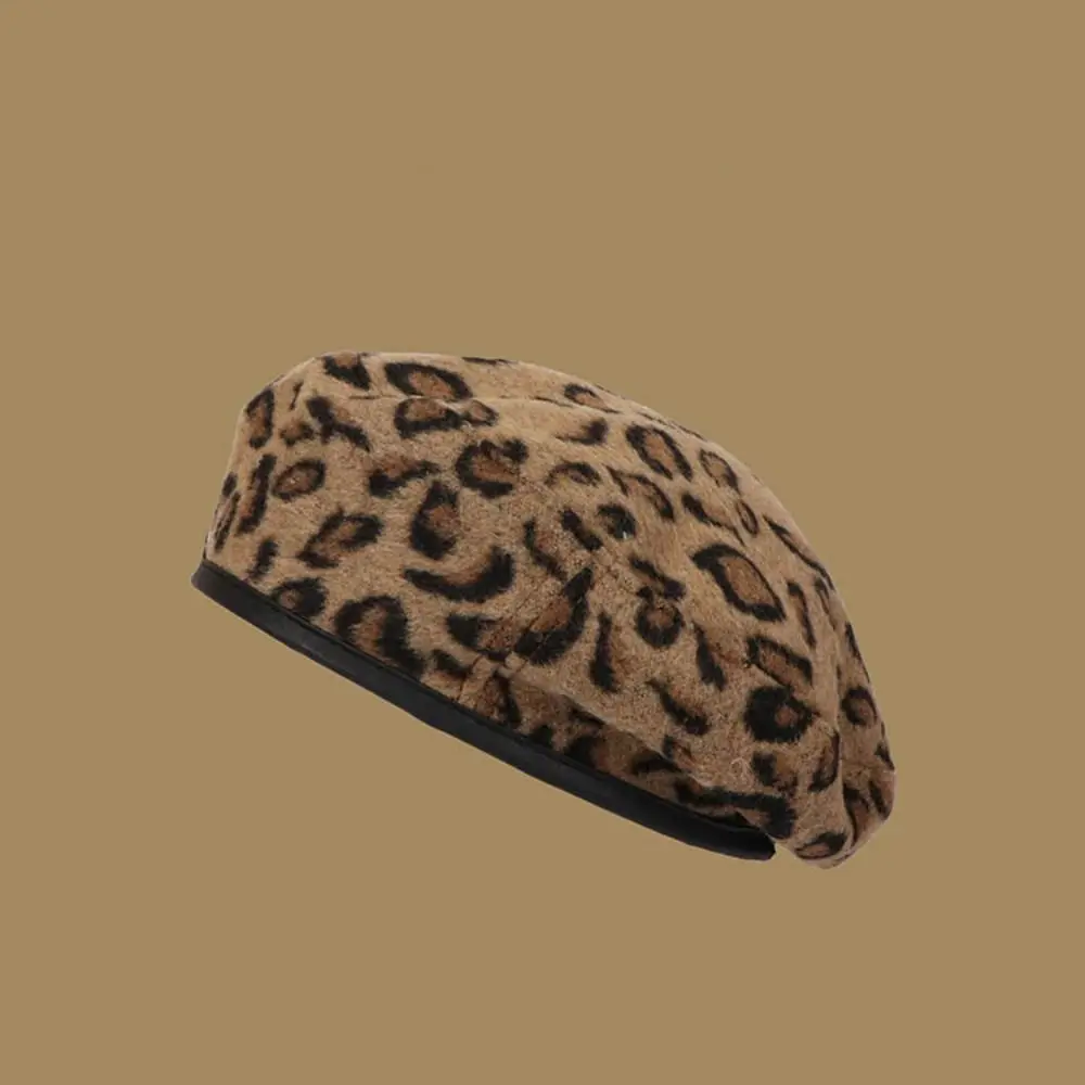 Boina con estampado de leopardo versión coreana de moda, gorra octogonal para estudiantes que combina con todo, gorra de calabaza
