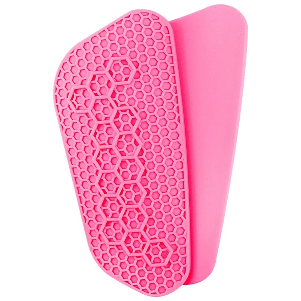 Espinilleras de fútbol ligeras, resistentes al desgaste, a prueba de golpes, de silicona, protección para piernas, anticolisión, 1 par - imagen 4