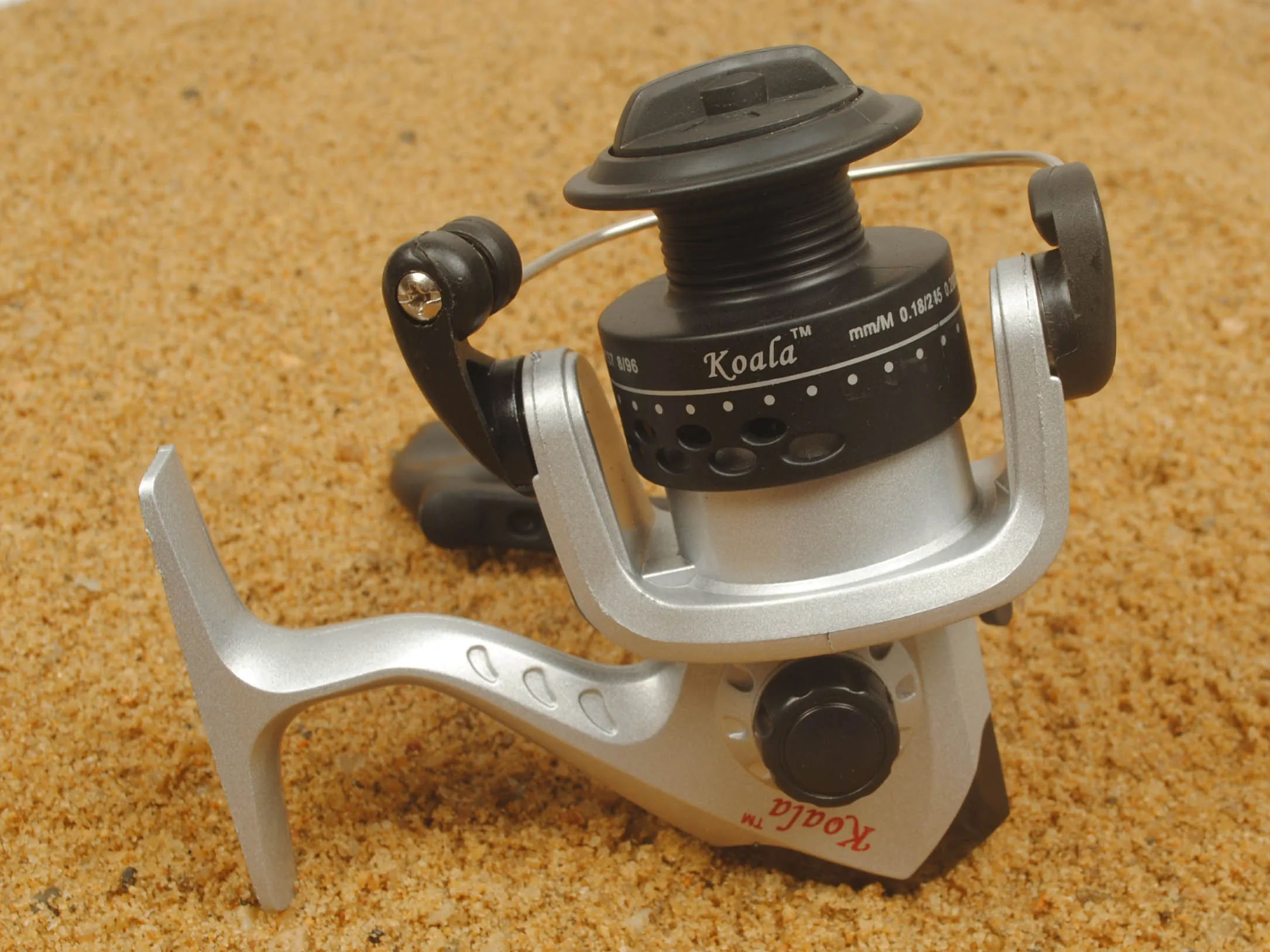 Carretes de pesca giratorios ultraligeros, arrastre delantero pequeño, nivel de entrada, 500, relación de transmisión 5,2: 1 3BB, carrete de plástico para mano izquierda/derecha - imagen 4