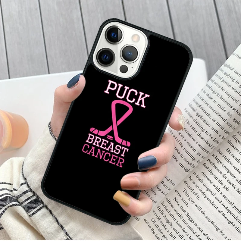 Funda colocada en un iPhone mostrando el ajuste perfecto