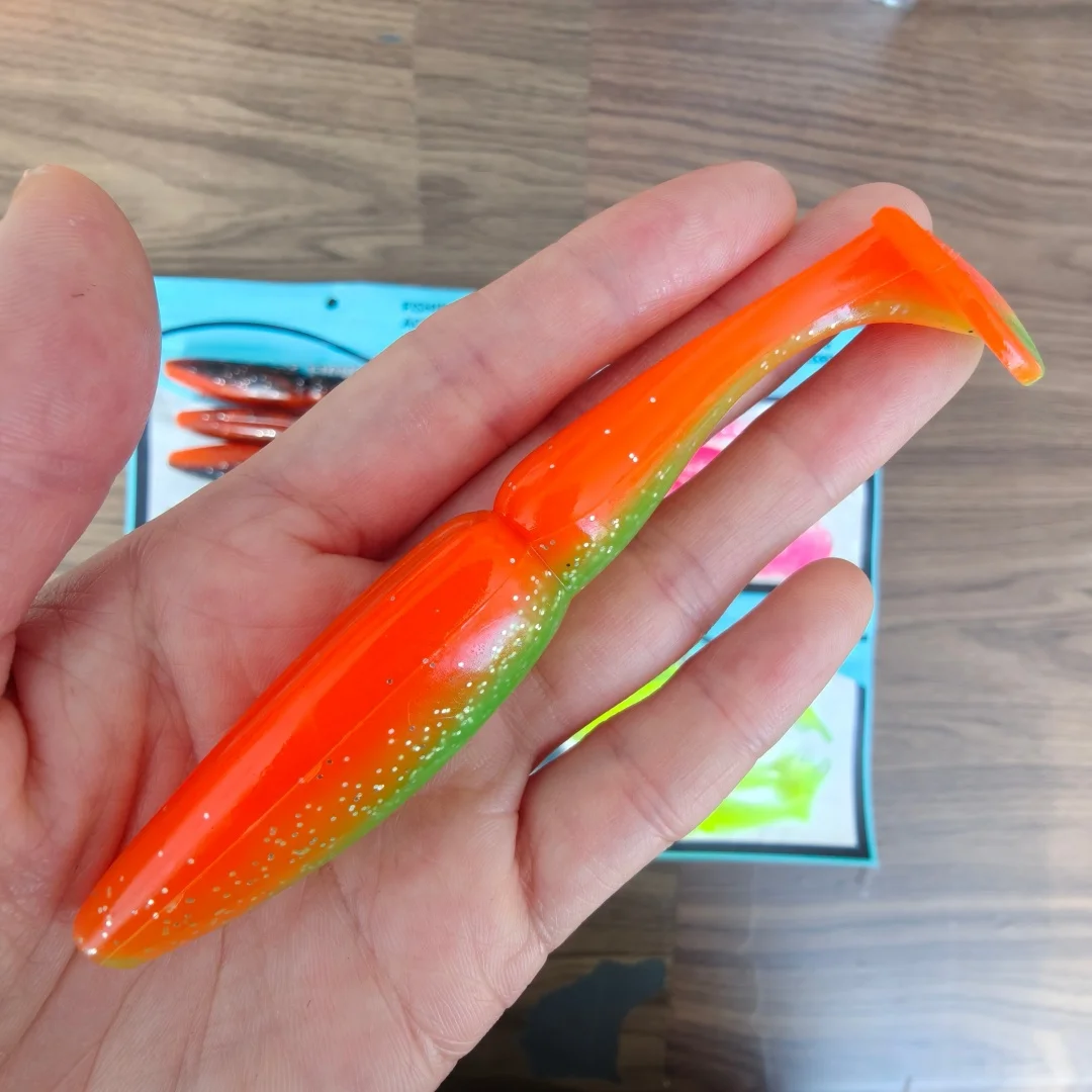 Swolfy 16 Uds nueva sábalo gusano 110mm 12g muestras de pesca de lubina señuelo pescado silicona plástico cebo suave con cola en T de sal - imagen 2