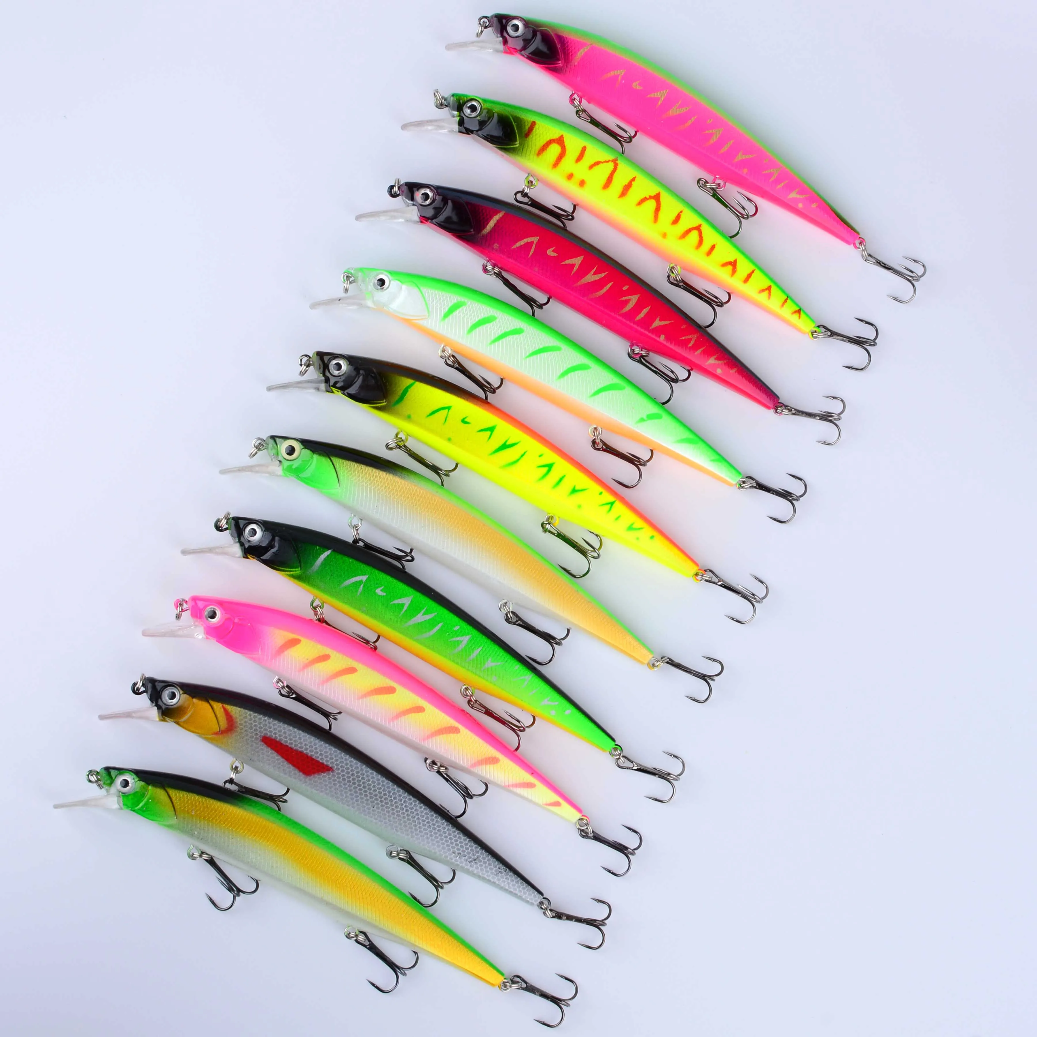 Señuelo artificial duro Minnow con triples para lucio y carpa - imagen 5