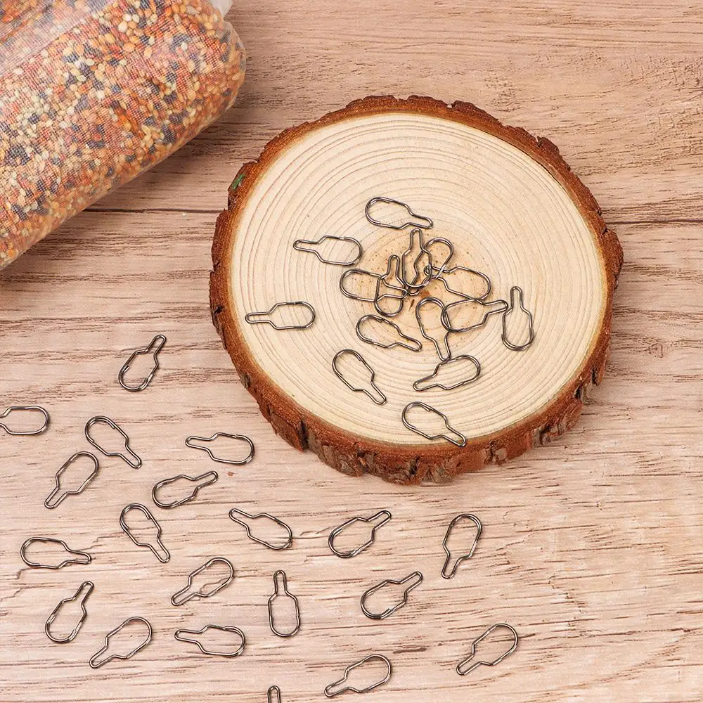 Organice su espacio de trabajo con estos prácticos clips de papel de metal