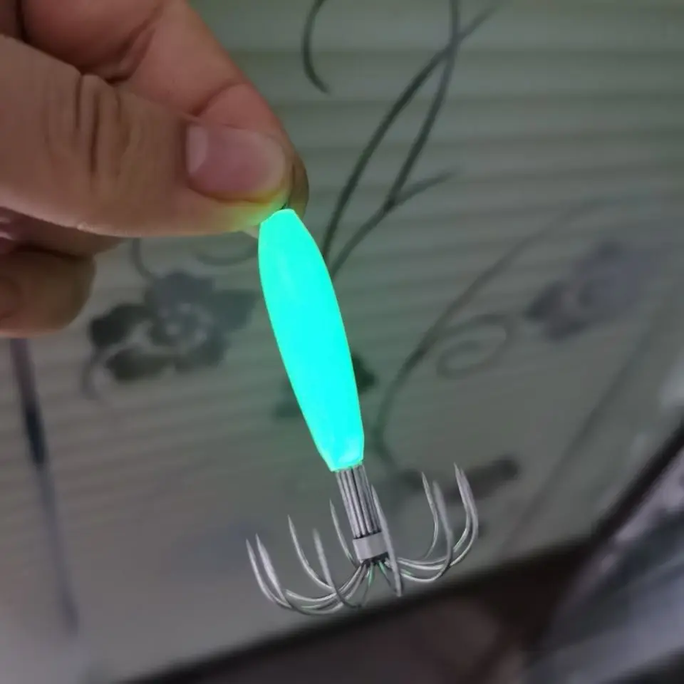 Herramienta multifuncional brillante para un uso conveniente