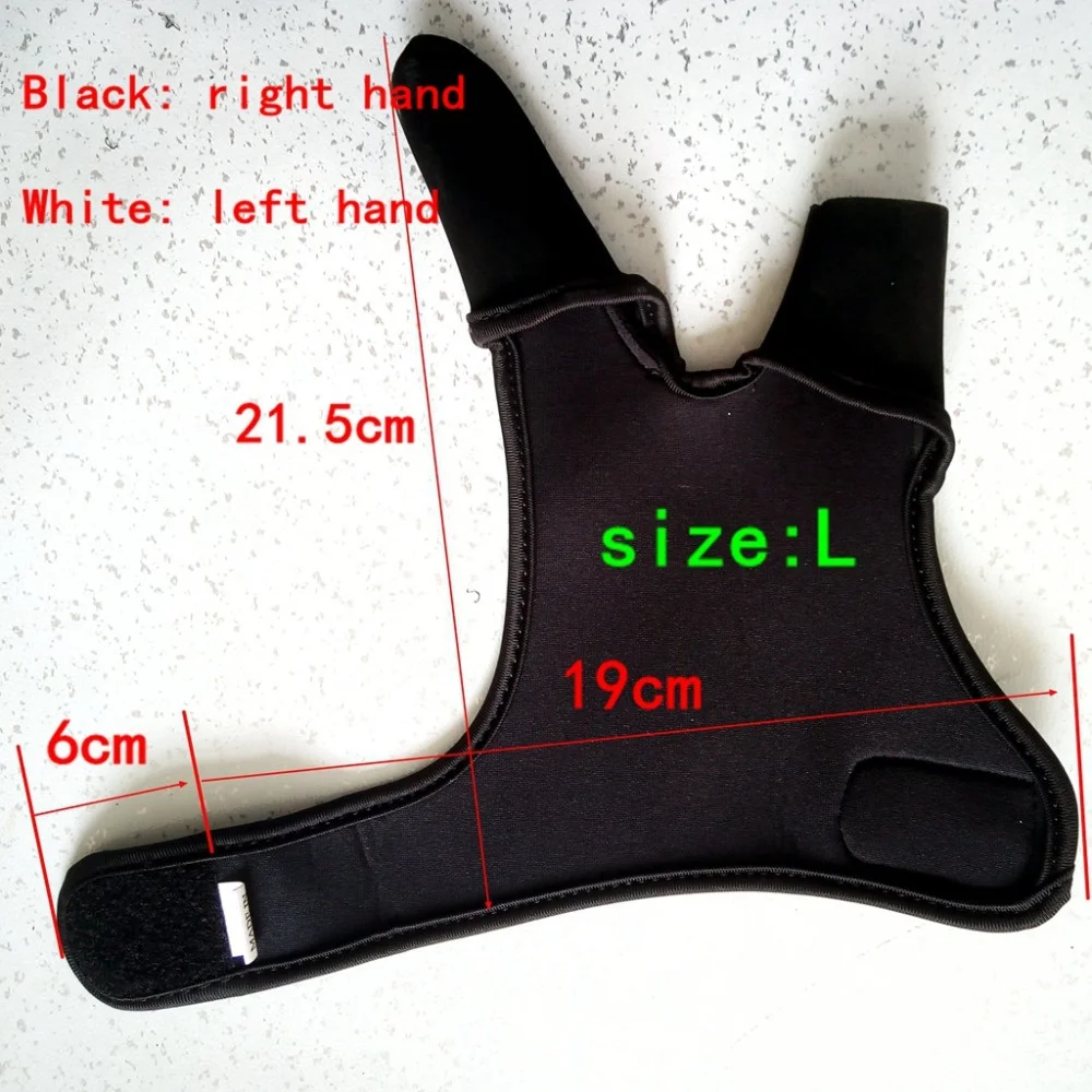 Una funda negra para una pistola. Parece estar diseñado para un modelo específico de arma de fuego, indicado por la etiqueta de tamaño: L y las dimensiones proporcionadas: 21,5 cm de alto y 19 cm de ancho.