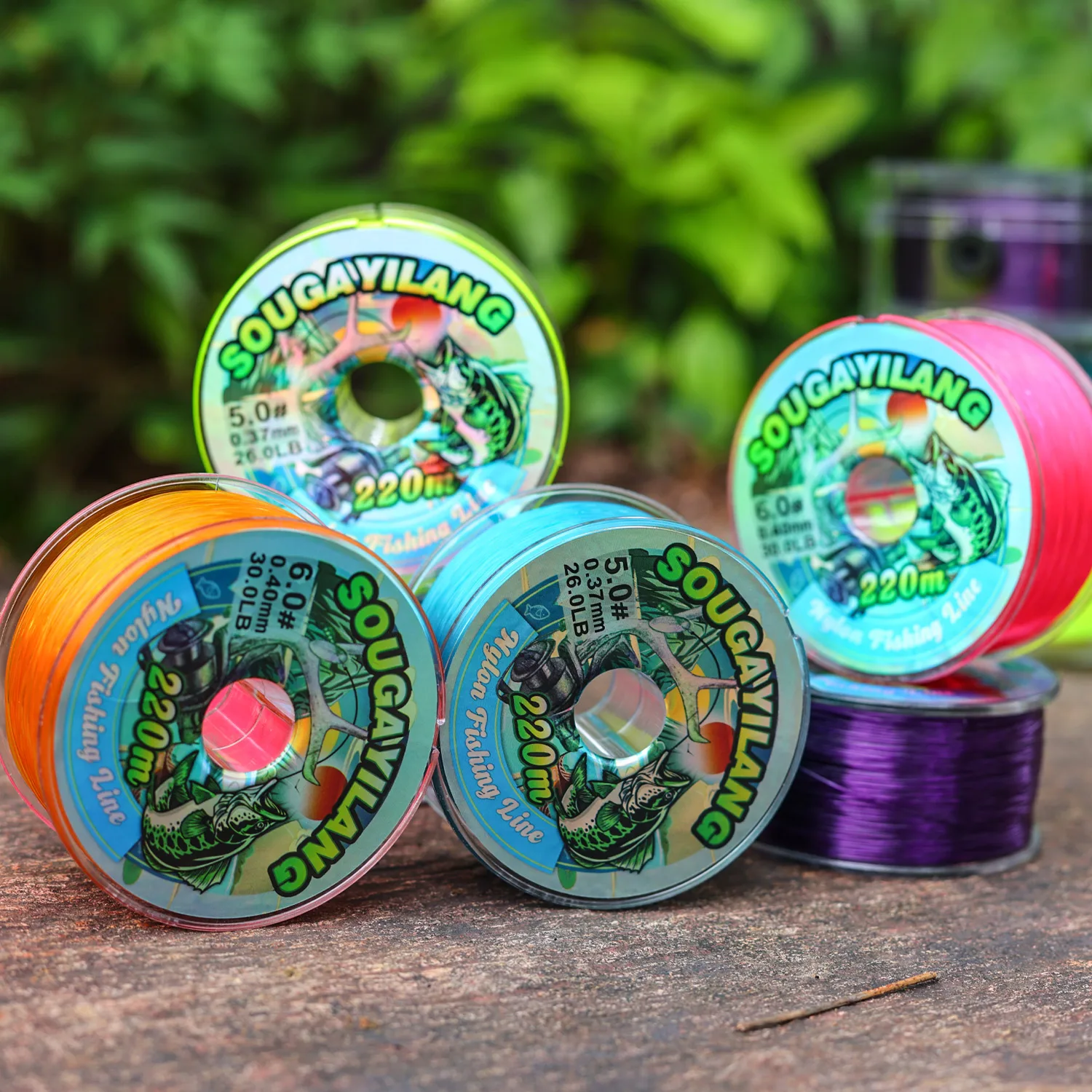 Descubra los colores vibrantes y las características de alta calidad de las líneas de pesca Sougavillano