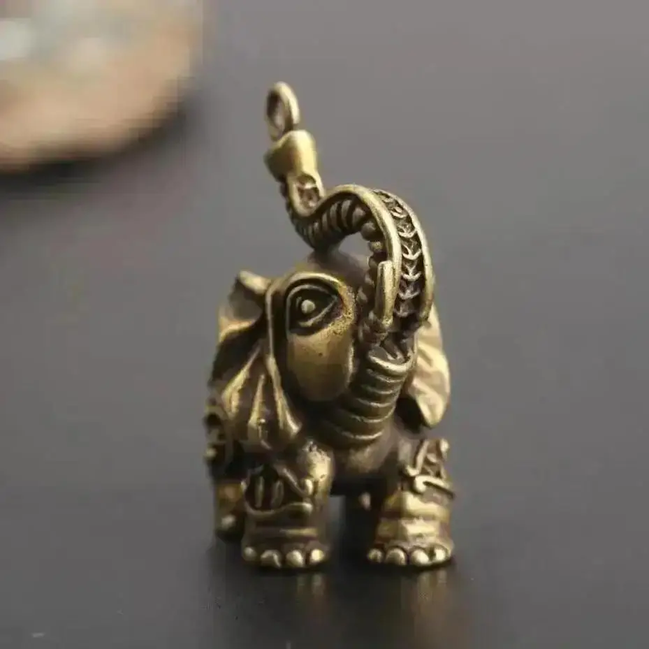 Llavero Elefante Latón Retro – Accesorio de Bolsa y Coche - imagen 2
