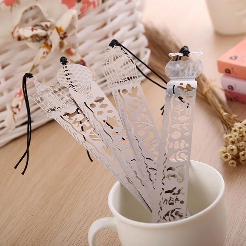 Nueva regla de 2 uds., patrón de dibujos animados, registro de Metal, plantillas diarias para regla acolchada, marcapáginas multifunción, herramienta de cuenta de mano hueca - imagen 4