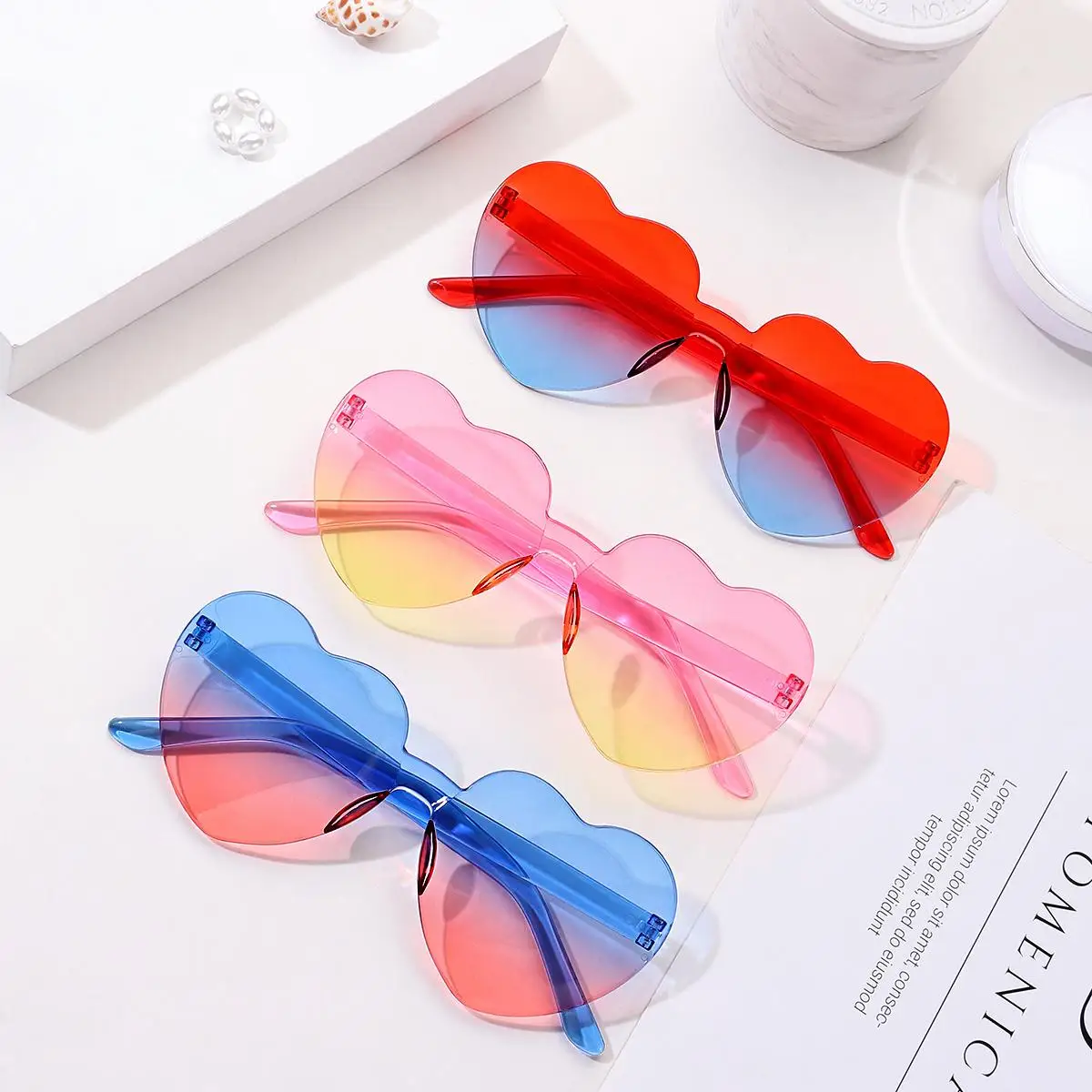 Gafas de sol con forma de corazón para fiesta, lentes coloridas con degradado, divertidas, a la moda, 1 unidad - imagen 2