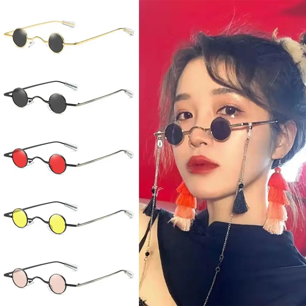 Gafas de sol redondas para hombre y mujer, lentes de sol de estilo Hip Hop Rock, montura de Metal clásica, tonos negros, ultrapequeñas - imagen 2